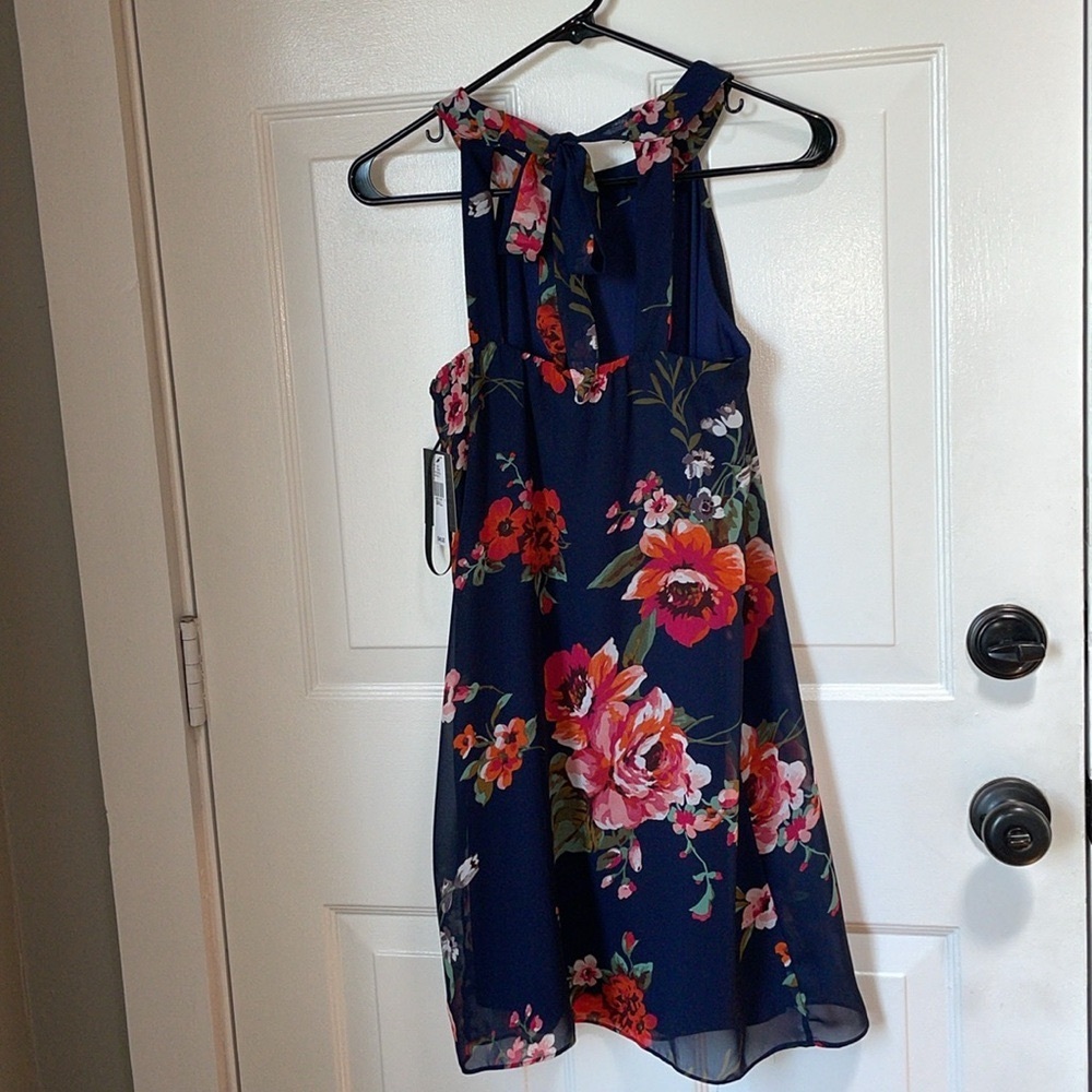 Floral Halter Dress - Picture 11 of 15